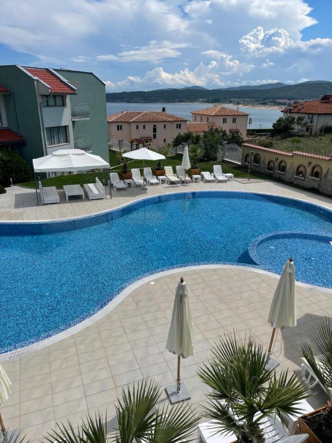 Gardenia Vacation Settlement Aparthotel Sozopol Bagian luar foto