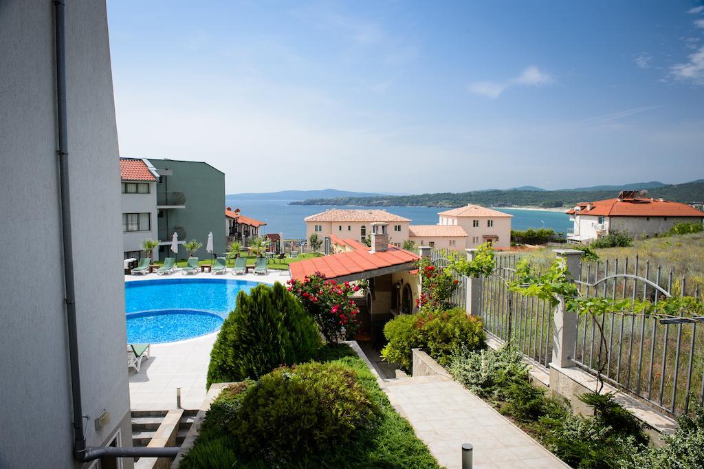 Gardenia Vacation Settlement Aparthotel Sozopol Bagian luar foto