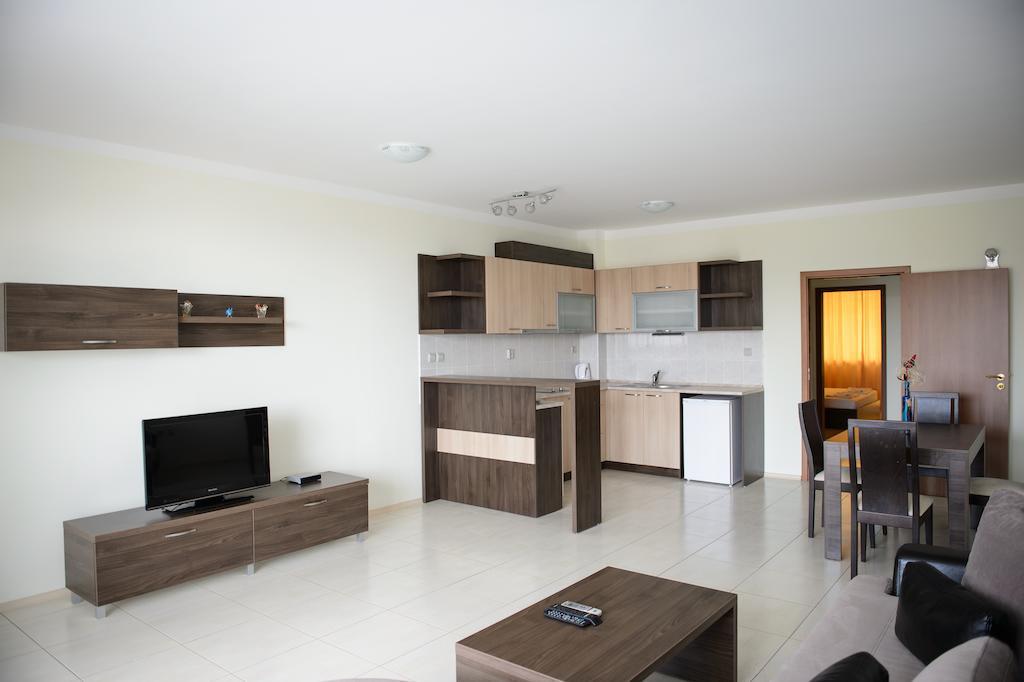 Gardenia Vacation Settlement Aparthotel Sozopol Ruang foto